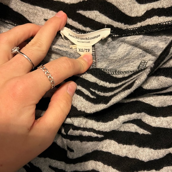 Funky pants - Picture 2 of 2